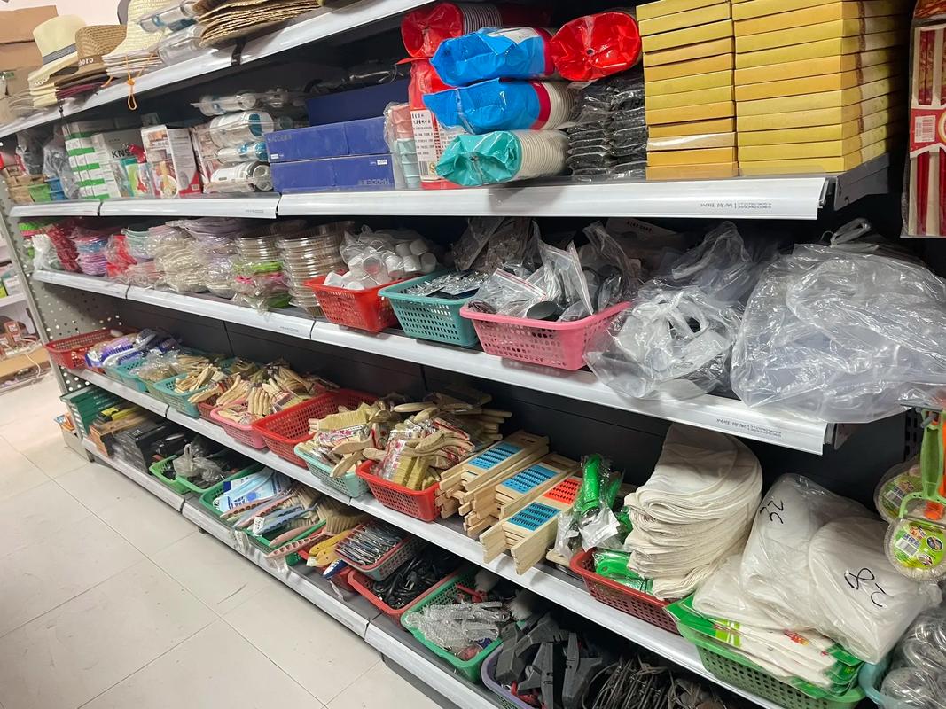 誠信經營，貨真價實——記一家公牛插座與五金電料雜貨店